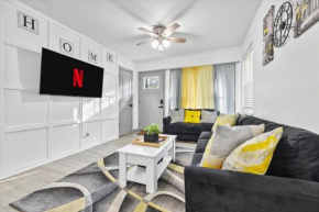 NEW! Modern Comforts w/ 4Beds/3BR Sleeps 8